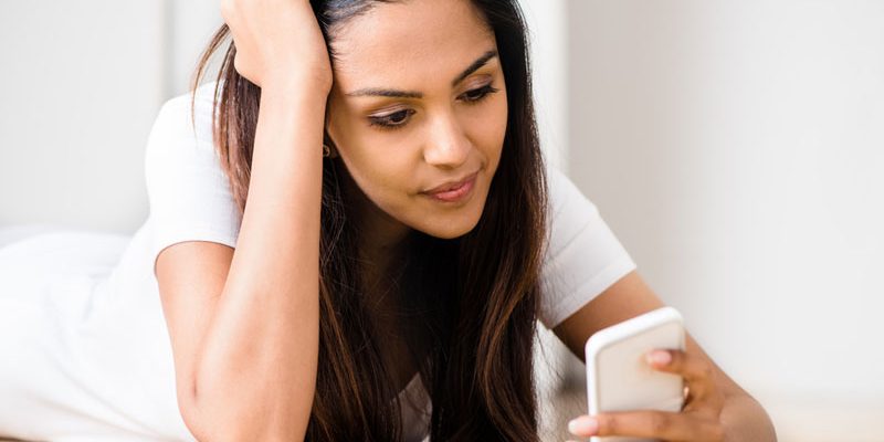 So flirtest du beim Online Daten